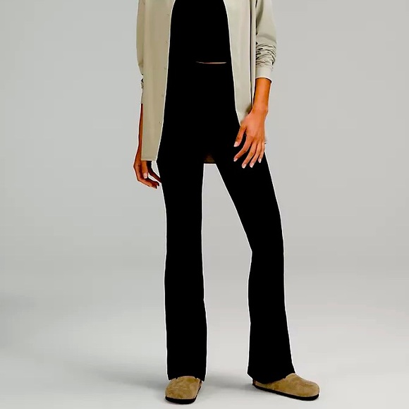 NWT Lululemon Groove Super-High-Rise Flared Pant Nulu - Picture 4 of 9